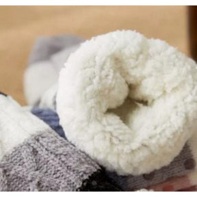 [COMPRE 2 LEVE 3] Kit Meias de Lã de Carneiro para Bebês Térmicas Lemartine (OFERTA DE INVERNO)